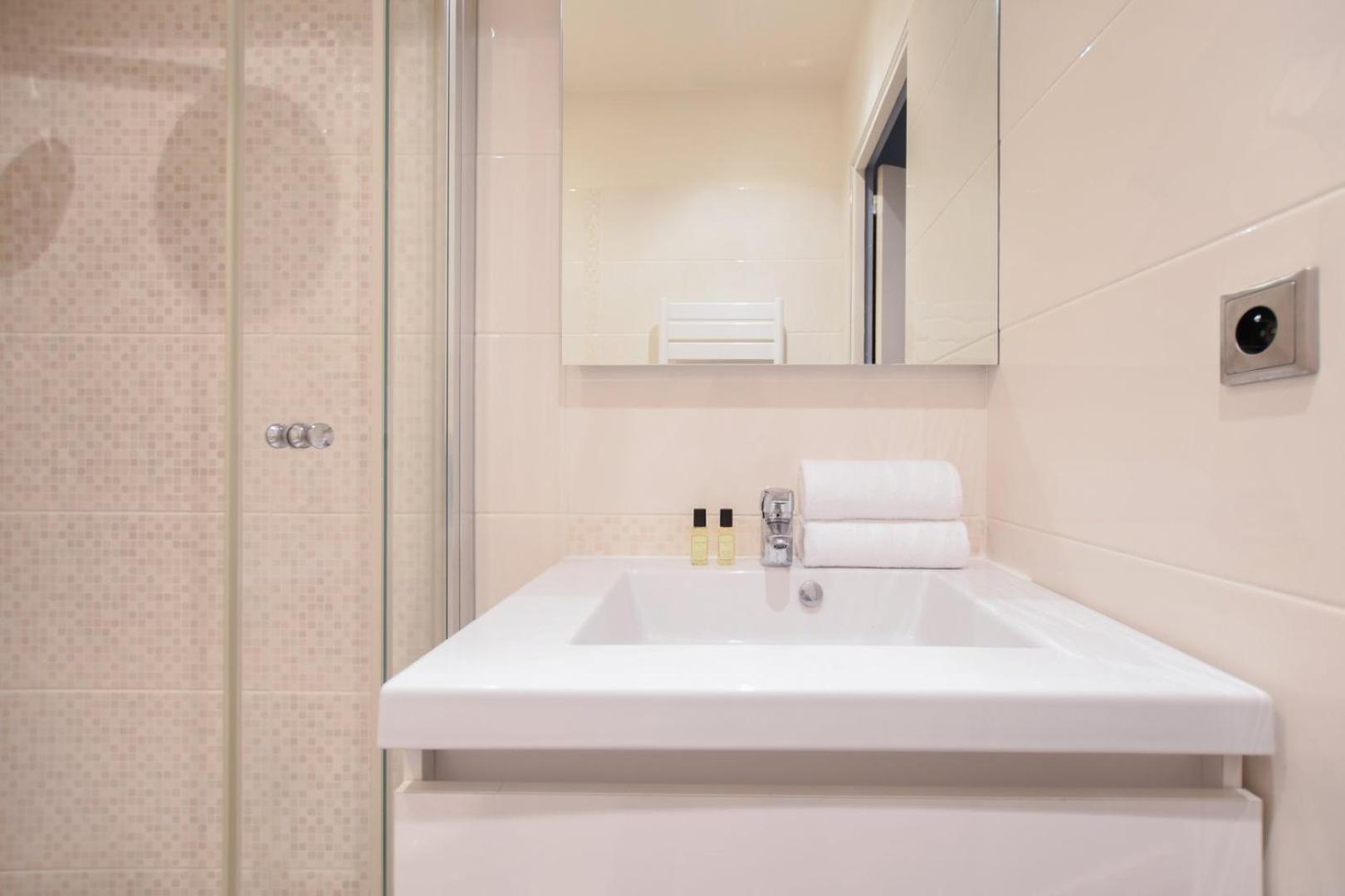 Guestready - Fantastic Apt In Epinettes For 4! Paris Eksteriør bilde